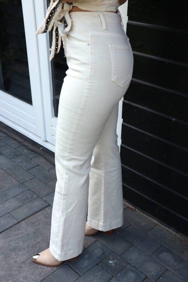 Stretch push up high waist flared jeans ecru - Afbeelding 2